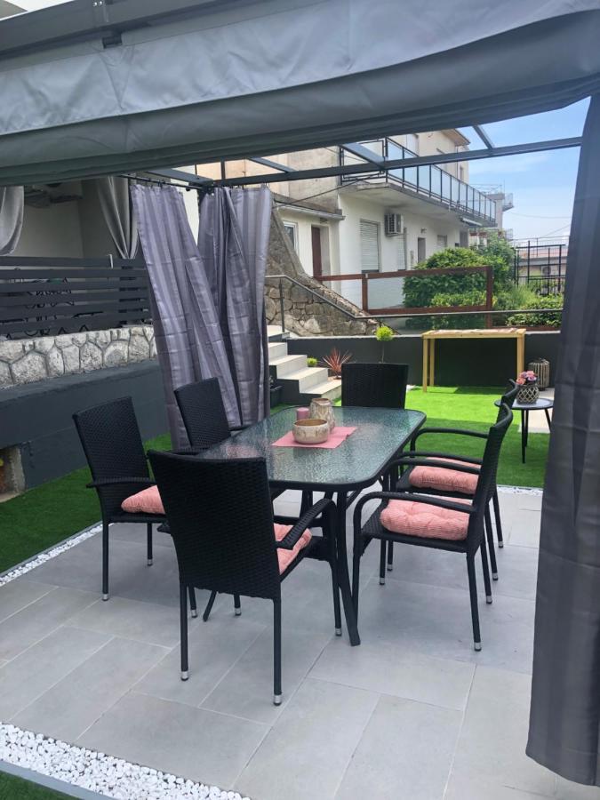 Apartments Jaki Crikvenica Exterior foto